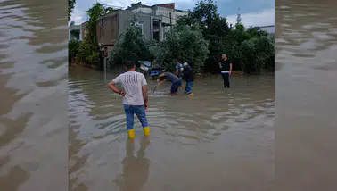 Osmaniye'de sağanak hayatı olumsuz etkiledi