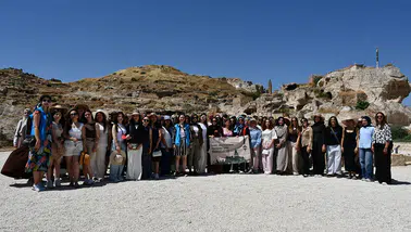 Kamp için Hasankeyf'e gelen gençler, hayranlıklarını gizleyemedi