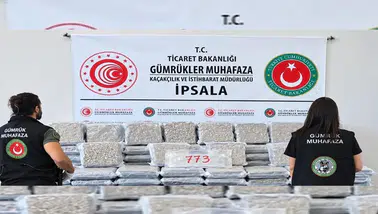 İpsala’da karavanın doğal boşluğundan 387 kilo skunk çıktı