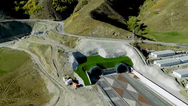 Erzurum-Rize Yolu'ndaki Dallıkavak Tüneli 16 Ekim'de hizmete açılacak