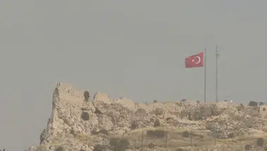 Mardin’in tarihi yapıları tozla kaplandı