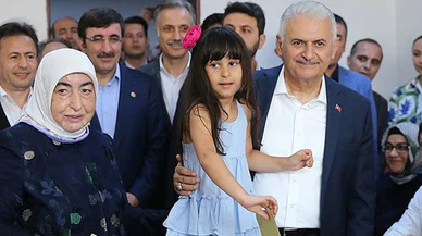 Binali Yıldırım: “Halkının verdiği kararın başımızın üzerinde yeri var!