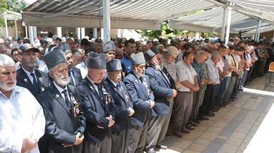 Kıbrıs gazisi Kahramanmaraş’ta son yolculuğuna uğurlandı!