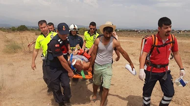 Sivil eğitim uçağı düştü: 1 ölü, 2 yaralı!