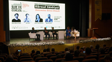 5’inci Uluslararası Şiir ve Edebiyat Günleri, doludizgin programlarla sürüyor