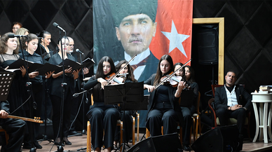 7'den 70'e Atatürk'ü Anma ve Anlama konseri verildi