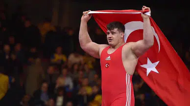 Rıza Kayaalp’ten güreş tarihimizin rekoru!