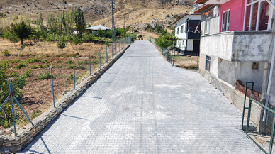 Afşin’in kırsal mahallelerinde ulaşım konforu artırıldı
