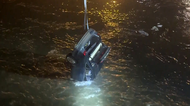 Amasya'da otomobil Yeşilırmak'a uçtu! 1 ölü, 1 yaralı