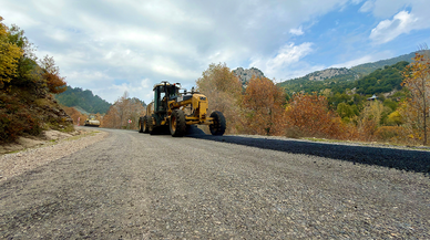 Andırın’a ulaşımı 20 kilometre kısaltan arterde son çalışmalar yapılıyor