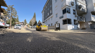 Bahçelievler Mahallesi’nde deforme yollar onarılıyor