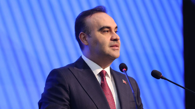 Bakan Kacır, 21. KOBİ Zirvesi’nde konuştu