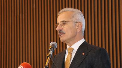 Bakan Uraloğlu, ‘Türkiye güven adası halinde durmaya devam ediyor’