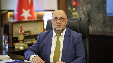 Başkan Akpınar, ‘12 Şubat ruhu, asrın felaketinde yeniden dirildi’