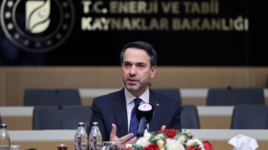 Bayraktar, “Yenilenebilir enerji, enerjide tam bağımsızlığımızın anahtarı olacak”