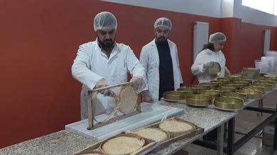 Devlet desteğiyle bal tesisi kurdu, 20 kişiye iş imkanı sağladı