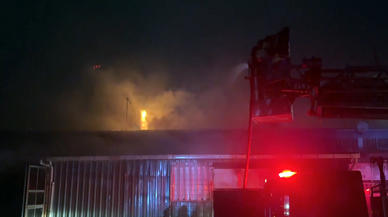 Edirne’de iki iş yerini etkileyen yangın söndürüldü