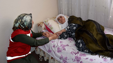 Evde bakım yardım ödemesi hesaplara yatırıldı