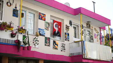 Evlerini dekoratif ürünlerle donattı! Geri dönüşüme dikkat çekti