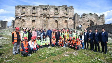 Geleceğe Miras Projesi ile Aspendos'ta çalışmalar yoğunlaştırıldı