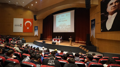 Hür Yaşadım, Hür Yaşarım konferansı gençleri millî mücadele ruhu ile buluşturdu