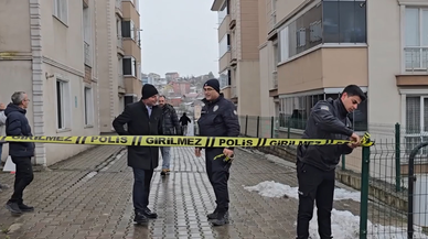 İstinat duvarı çökme riski taşıyan apartmandaki 5 daire boşaltıldı