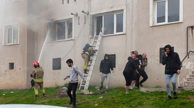 Kahramanmaraş’ta ev yangını! Mahsur kalan bir kişi kurtarıldı