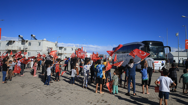 Kahramanmaraş’tan 200 Suriyeli ülkesine dönmek için yola çıktı