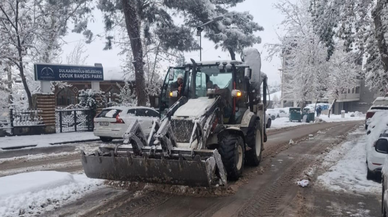 KASKİ’den 53 araçla karla mücadeleye destek