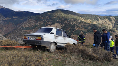 Kaza yapan otomobilden atlamaya çalışan sürücü öldü