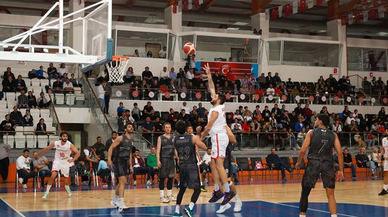 KİPAŞ İstiklal Basketboldan 1’inci lig yolunda dev adım!