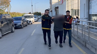 Komşular arasında bıçaklı kavga! Baba öldü, 2 oğlu yaralandı