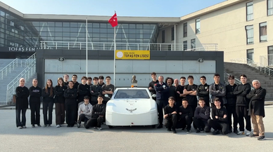 Liseliler geliştirdikleri elektrikli araçla TEKNOFEST'te bu kez zirveyi hedefliyor