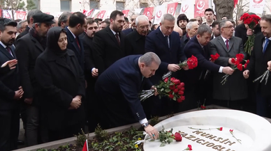 Muhsin Yazıcıoğlu, BBP'nin 33. kuruluş yıl dönümünde kabri başında anıldı