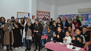 Öğretmenler Günü kutlamasına giderken hayatını kaybetti