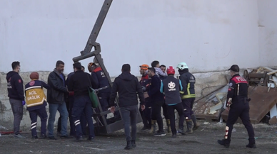 Otoparkta yangın! 20 kişi dumandan zehirlendi
