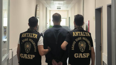 Oyuncak tabancayla soygun yapmaya çalışan kişi tutuklandı