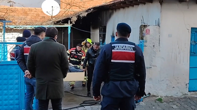 Tek katlı evde çıkan yangında 1 kişi öldü