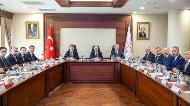 Temel gıda fiyatlarında istikrar için Hazine ve Maliye Bakanlığı özel toplantı düzenledi
