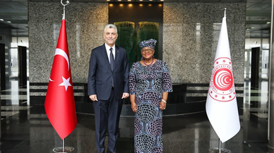 Ticaret Bakanı Bolat, DTÖ Genel Direktörü Okonjo-Iweala ile görüştü