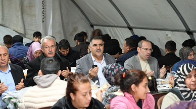 Türkoğlu’nda Ramazan coşkusu! İftar sofralarında birlik ve dayanışma gücü