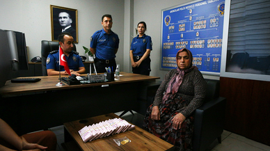 Yanlışlıkla çöpe atılan altınlar, 470 saatlik görüntü izlenerek bulundu