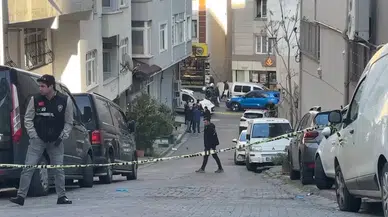 Okul önünde bir grup ile polis arasında arbede