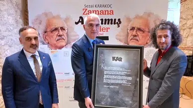 Sezai Karakoç'un ilk kez sergilenen arşivi ziyarete açıldı