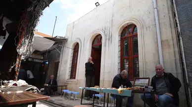Adıyaman'da depremde yıkılan tarihi çayevi yeniden ayağa kaldırıldı
