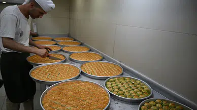 Baklavacılarda Kurban Bayramı öncesinde tatlı telaşı başladı