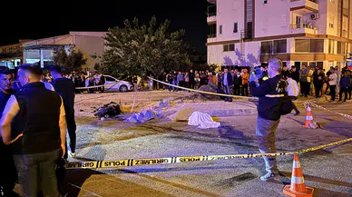 Antalya'da çöp kamyonu ile motosikletin çarpıştığı kazada 2 kişi öldü