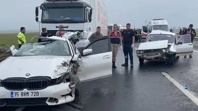 Şanlıurfa'da zincirleme trafik kazası! 2 kişi öldü, 2 kişi yaralandı