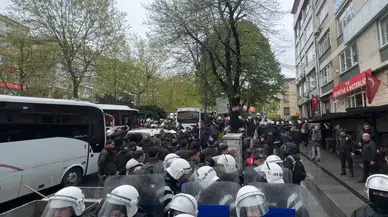 Taksim Meydanı'nda 1 Mayıs kutlamalarında arbede yaşandı