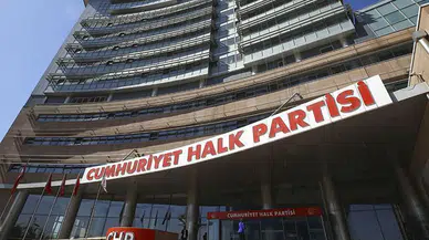 CHP’de yaprak dökümü! 28 üye Parti Meclisi'nden istifa etti
